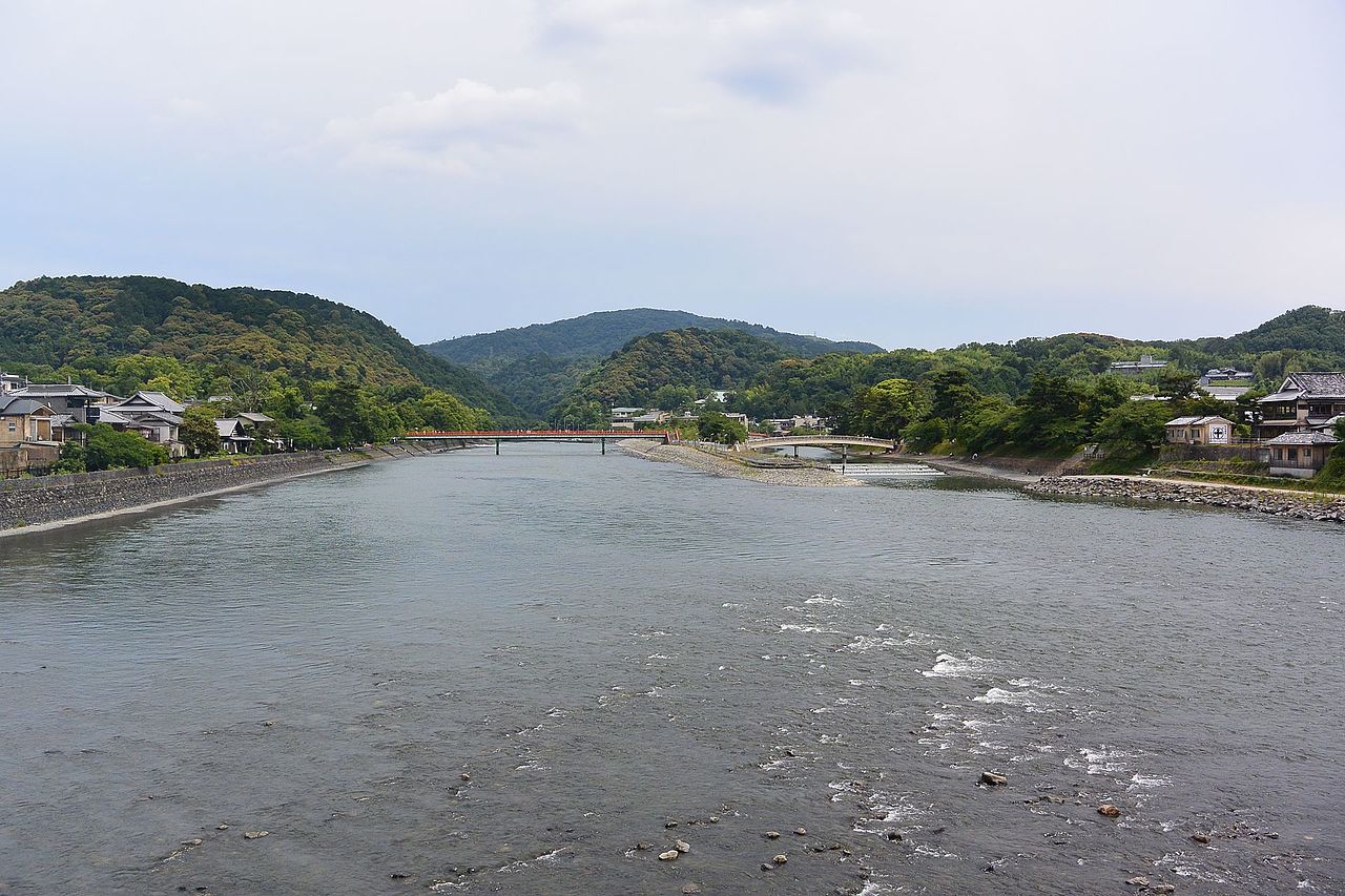 宇治橋から眺める宇治川