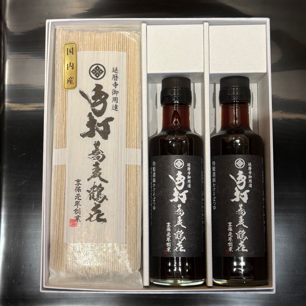 鶴屋喜八のそばとつゆの公式商品写真