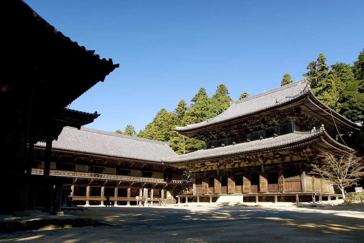 書寫山圓教寺の摩尼殿
