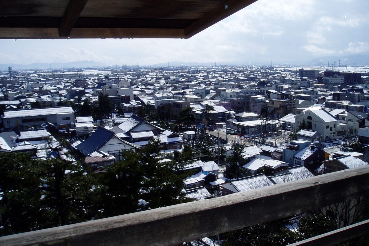 丸岡城天守から見た丸岡の町
