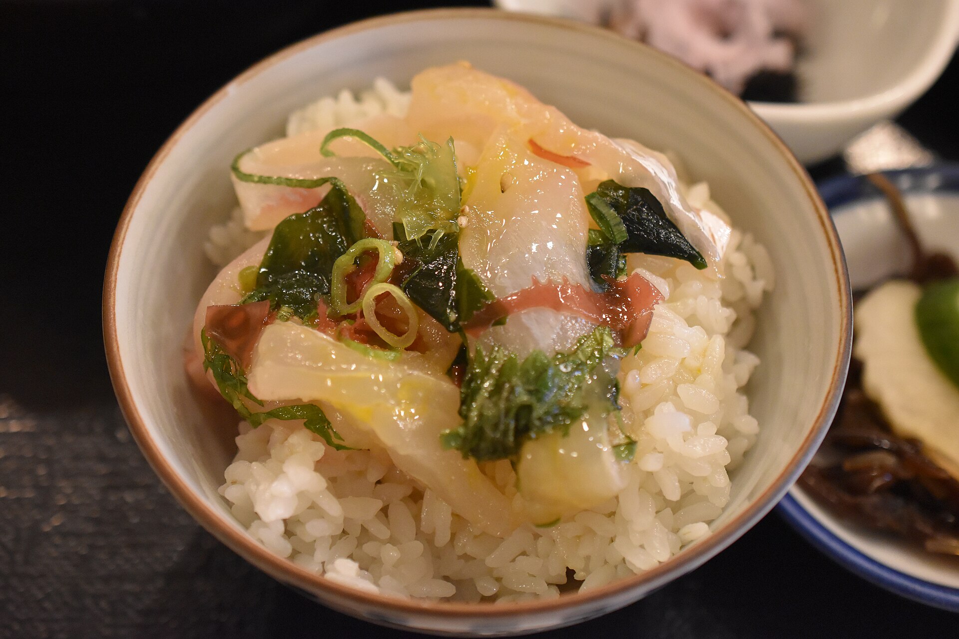 刺身の鯛を使った宇和島鯛めし